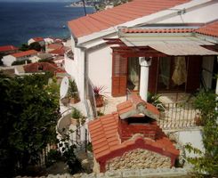 Apartman za 4 osobe u Sumpetru