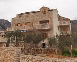 Apartman Crveni u Bol