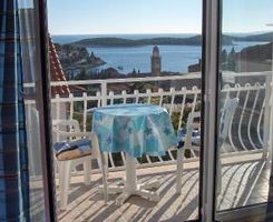Apartman More u Hvar