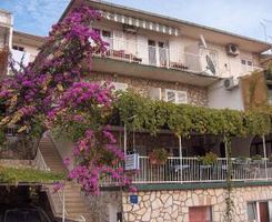 Apartman Perica u Jelsa