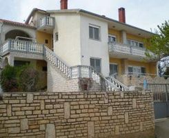 Apartman Srednji u Ližnjan