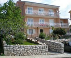 Apartman 2+2 u Novi Vinodolski