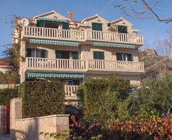 Apartman Roza u Bol