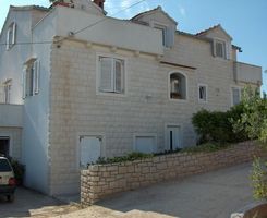 Apartman A4 u Supetar