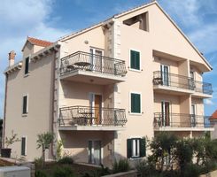 Apartman App br. 2 u Bol