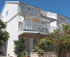 Apartman Broj 2 u Zavalatica