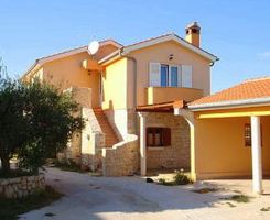 Apartman App br. 3 u Nin