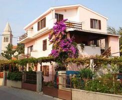 Apartman A 3 u Pakoštane