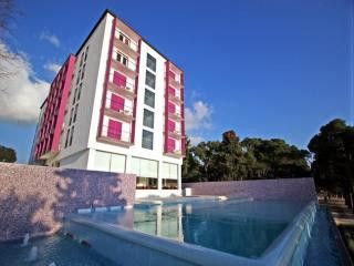 Stan Hotel Adriatic u Biograd na Moru 1