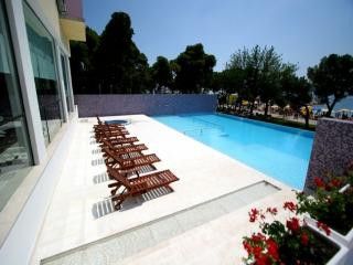 Stan Hotel Adriatic u Biograd na Moru 9