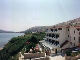 Stan Hotel Biser u Pag 2