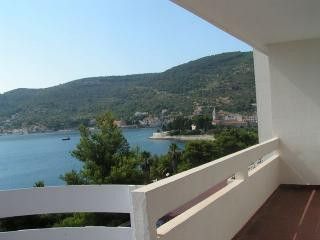 Stan Hotel Issa u Vis 3