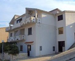 Apartman App br. 3 u Pag