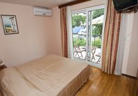 Soba za dvije osobe u malom hotelu u Splitu