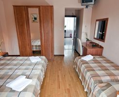 Soba za 3 u malom hotelu u Splitu